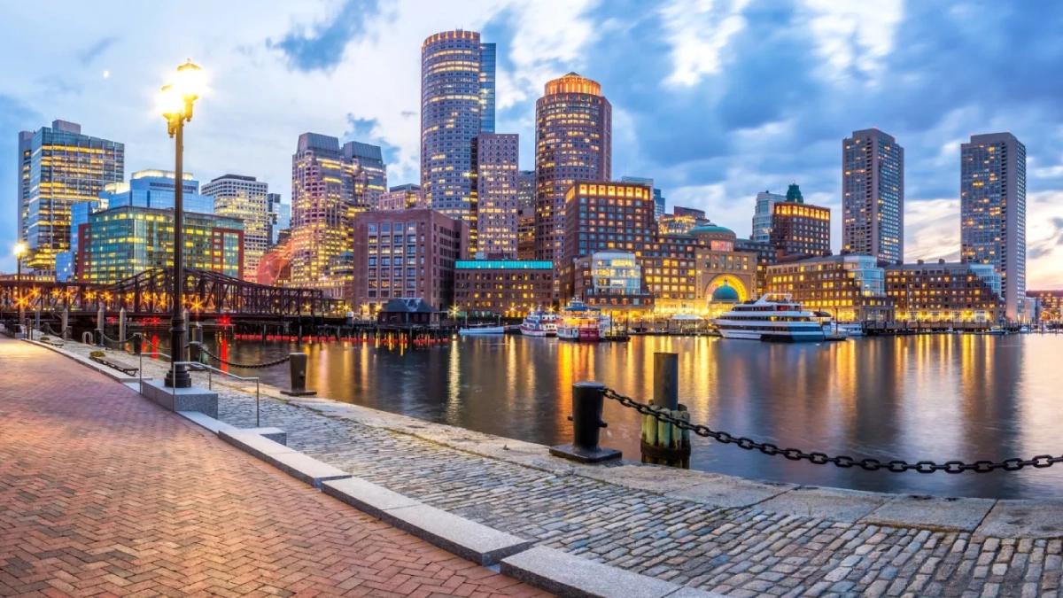 Boston Car Service for Luxury Travel in Massachusetts