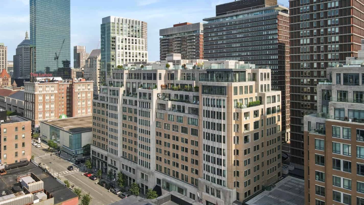 Logan Airport transfer to Mandarin Oriental, Boston