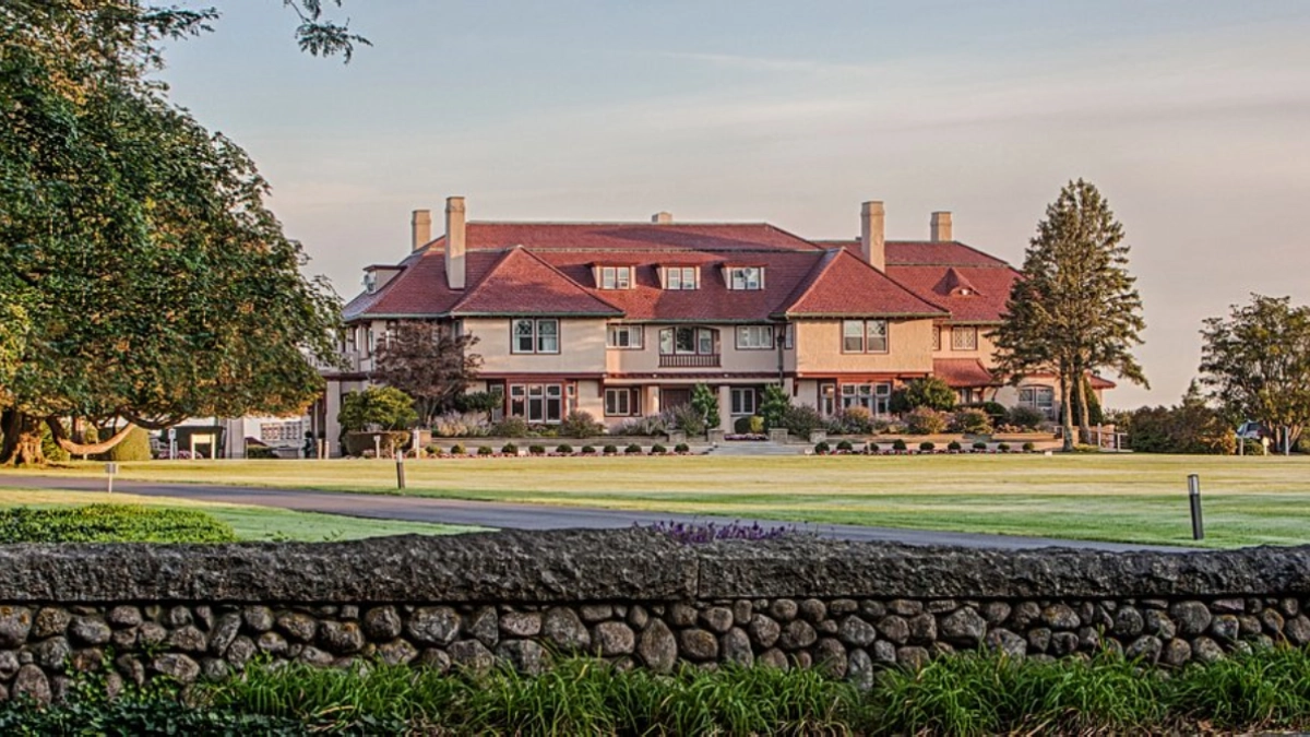 Chauffeur transportation from Logan Airport to The Mansion at Ocean Edge